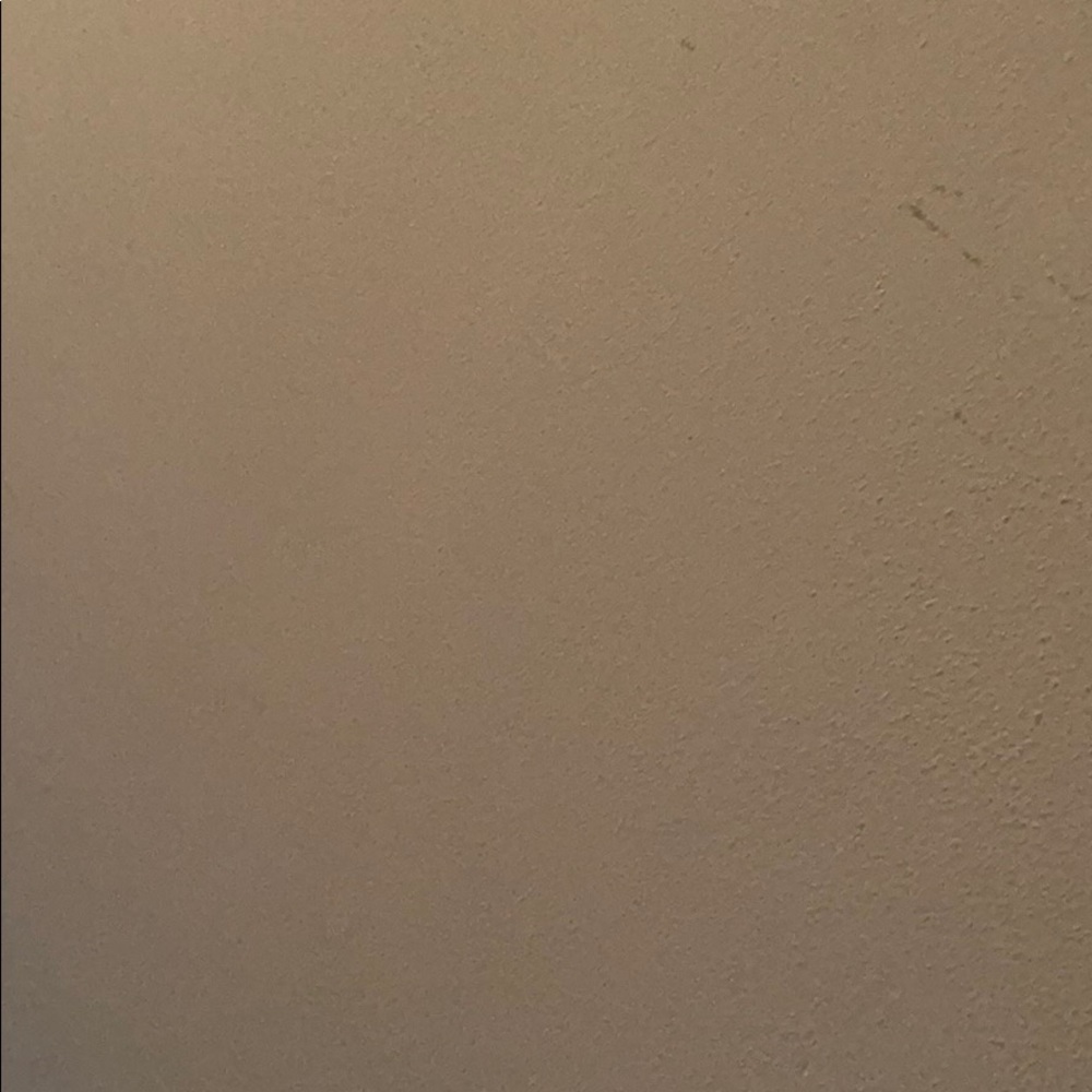 Meet your Posher, Maya